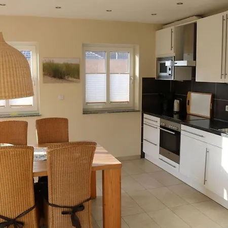 Feriehus Ideal 71 A Comfortable Borkum